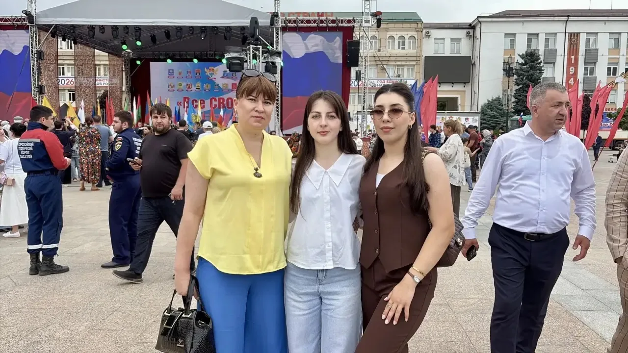 💫Вчера на центральной площади состоялись два масштабных мероприятия с участием руководства республи