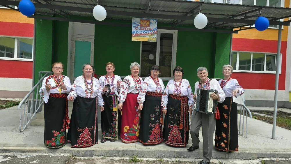 «День России мы вместе»

Концерт ансамбля народной песни «Казачья Азовочка» к Дню России для получат