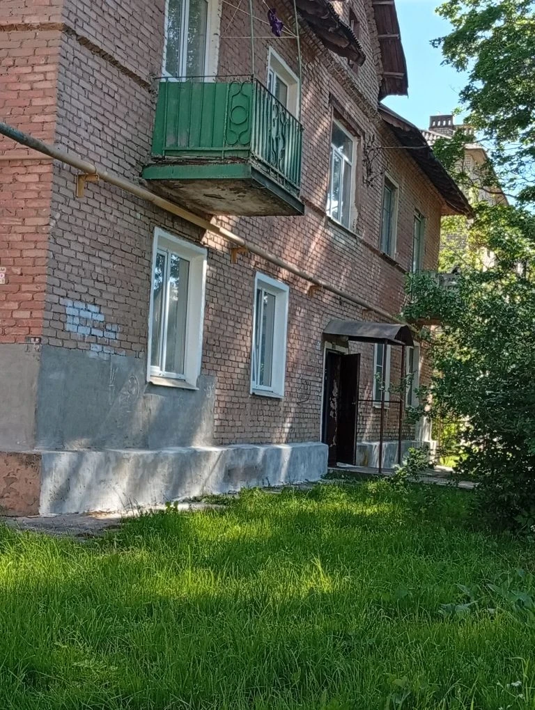 Ремонт цоколя: 1 Театральный , д.2