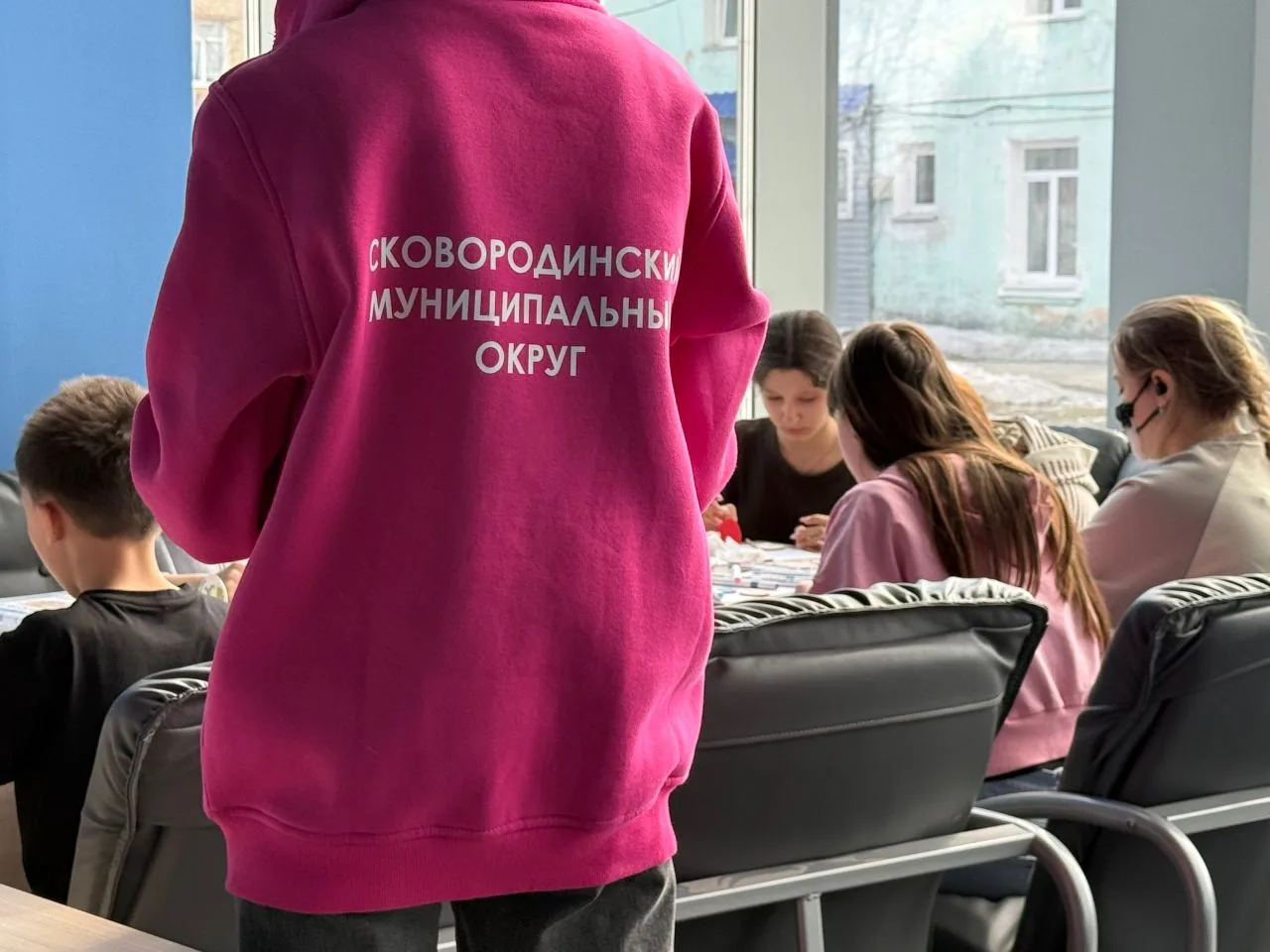 🐣🪺Пасхальный мастер-класс раскрыл большой творческий потенциал у молодёжи города Сковородино

В пр