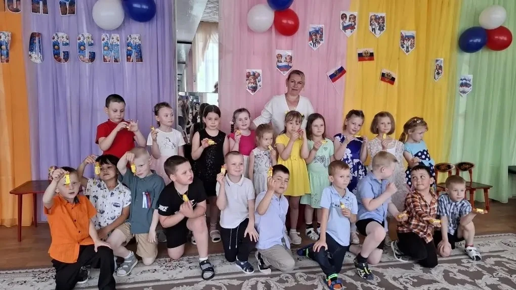 12 июня - День рождения нашей страны, в который мы вспоминаем, какая она огромная, красивая и богата