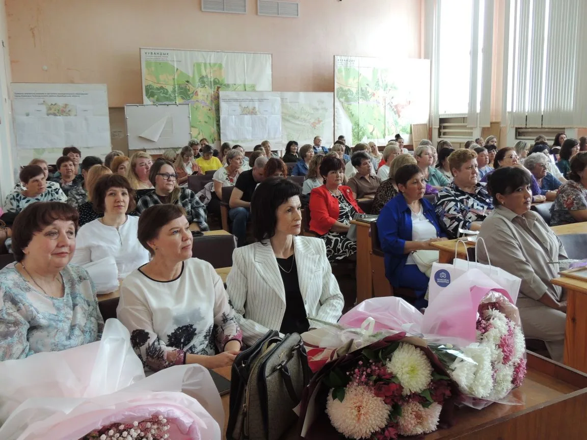 💐 С Днём социального работника

Дорогие друзья! Сегодня мы отмечаем День социального работника – пр