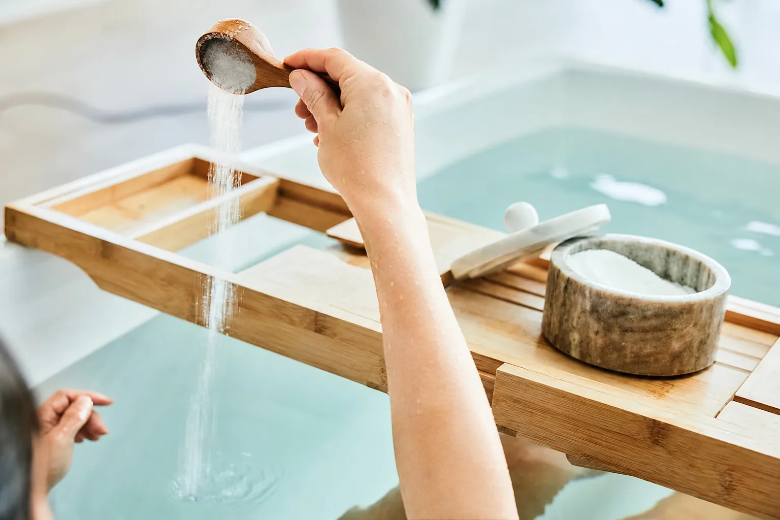 🛁Ванны с магнием: пустышка или работают?

Вы точно видели в магазинах магниевую соль для ванн или с