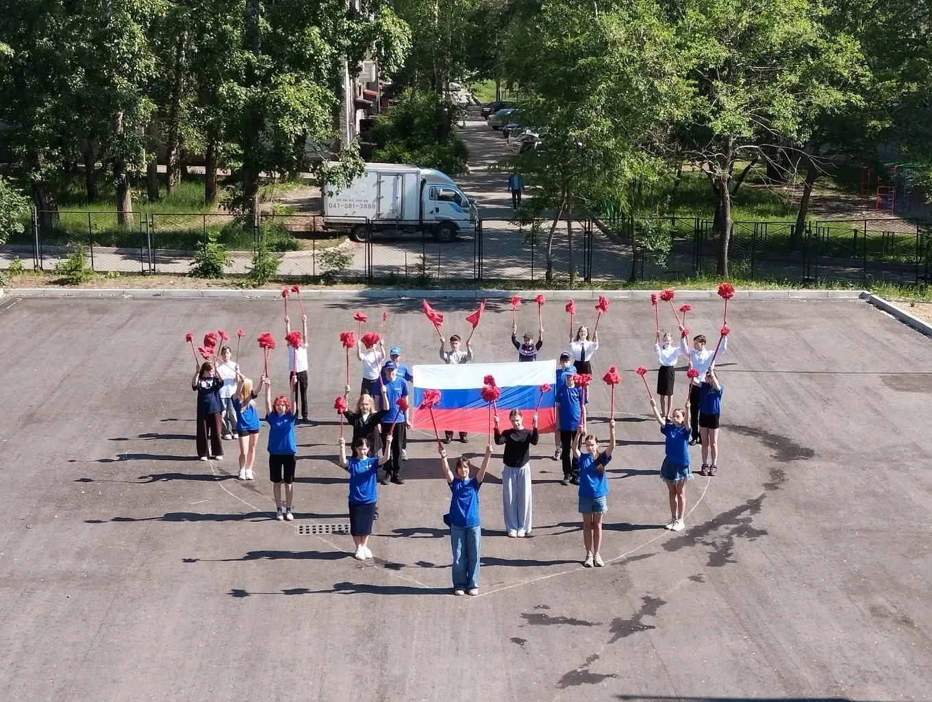 С Днём России! 🇷🇺 Пусть в сердце каждого из нас живёт гордость за нашу великую страну, её историю 