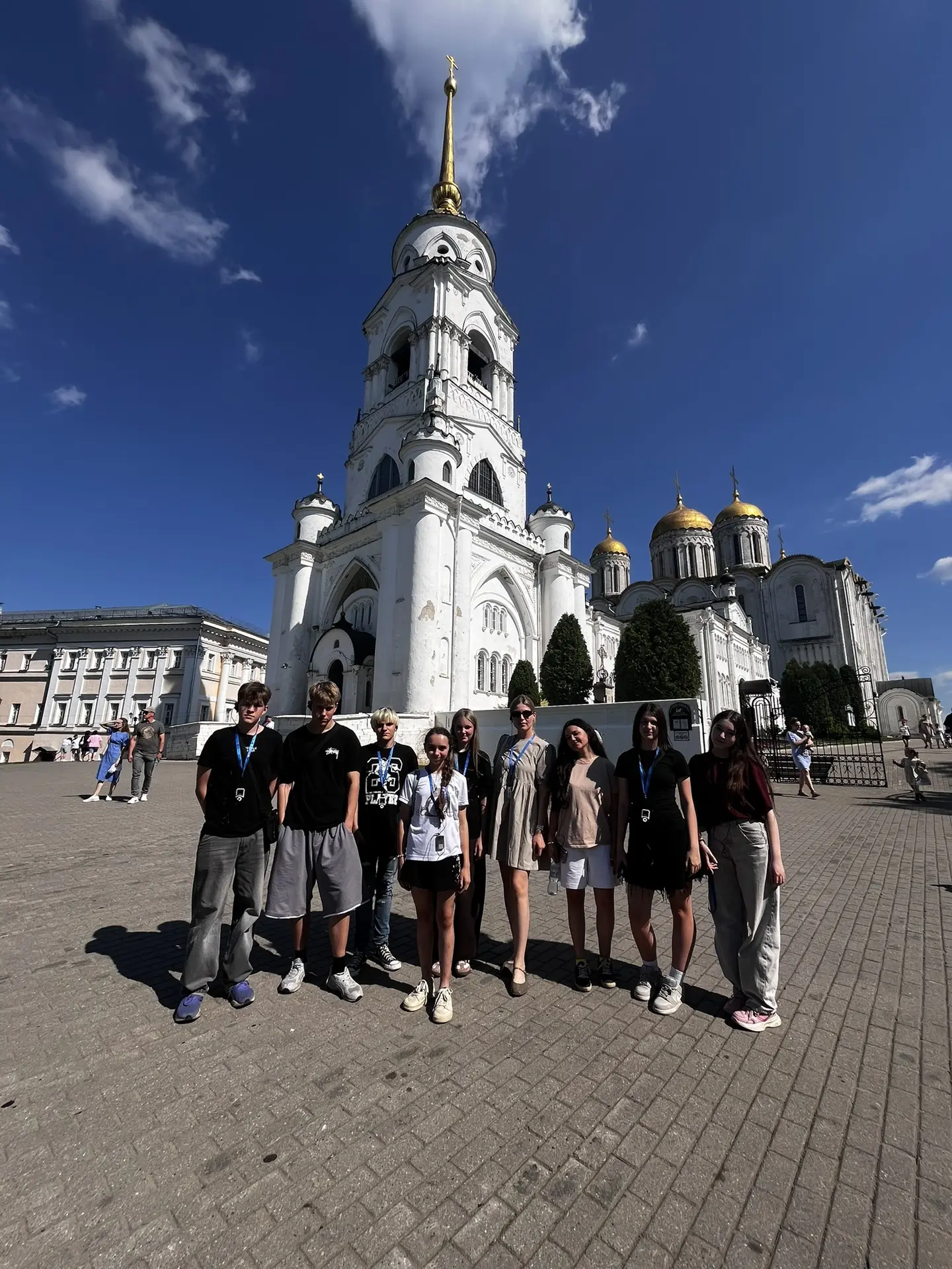 Ура! Мы все-таки выиграли конкурс и отправились в поездку от АНО «Больше, чем путешествие»!🤩

Утром