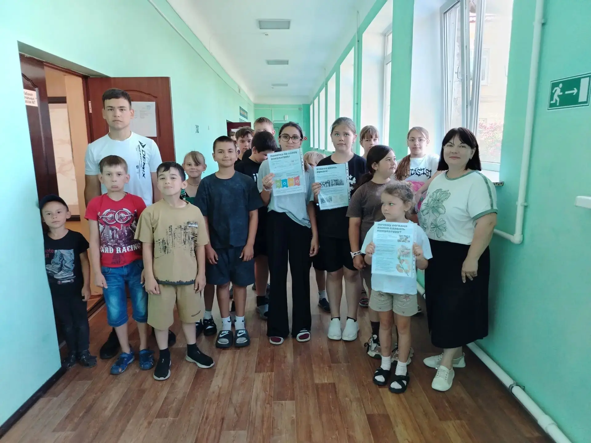 День в школьном лагере «Солнышко» получился по‑настоящему волшебным и активным!

Начался он с увлека