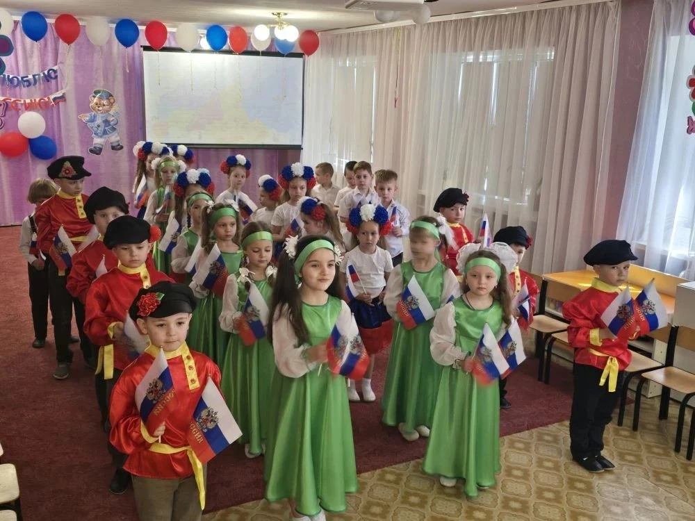 🇷🇺В преддверии такого важного праздника, как День России, в нашем ДОУ прошёл незабываемый праздник