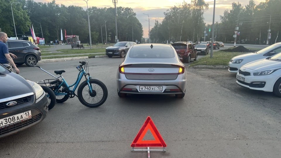 ⚡️В Саранске около парка сбили девочку-велосипедистку.

В Мордовии в субботу, 13 июня, в ДТП травмир