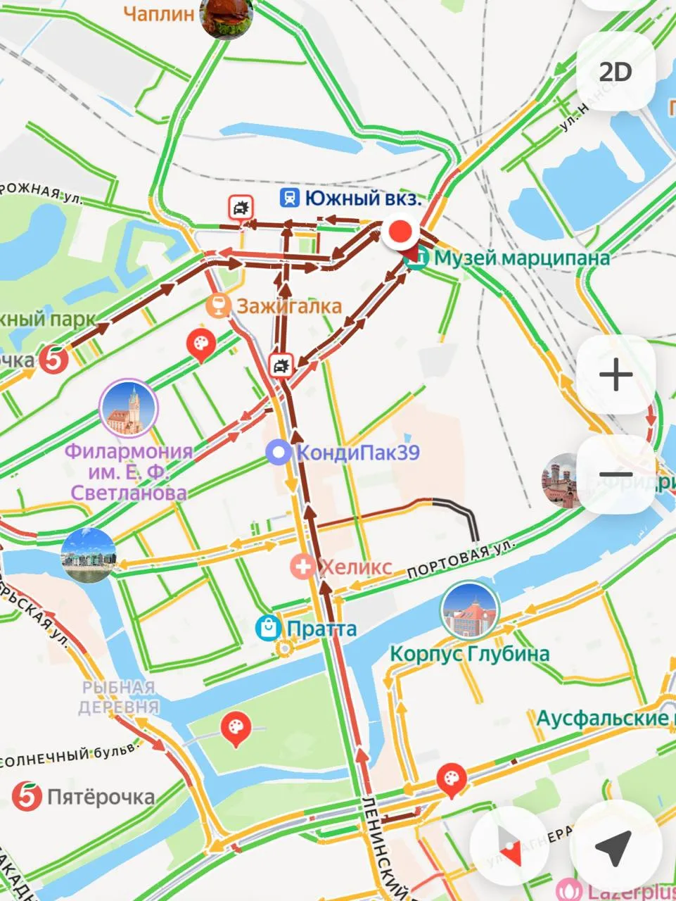 ❗️В центре Калининграда образовалась огромная пробка из-за аварии в районе Южного вокзала. Транспорт