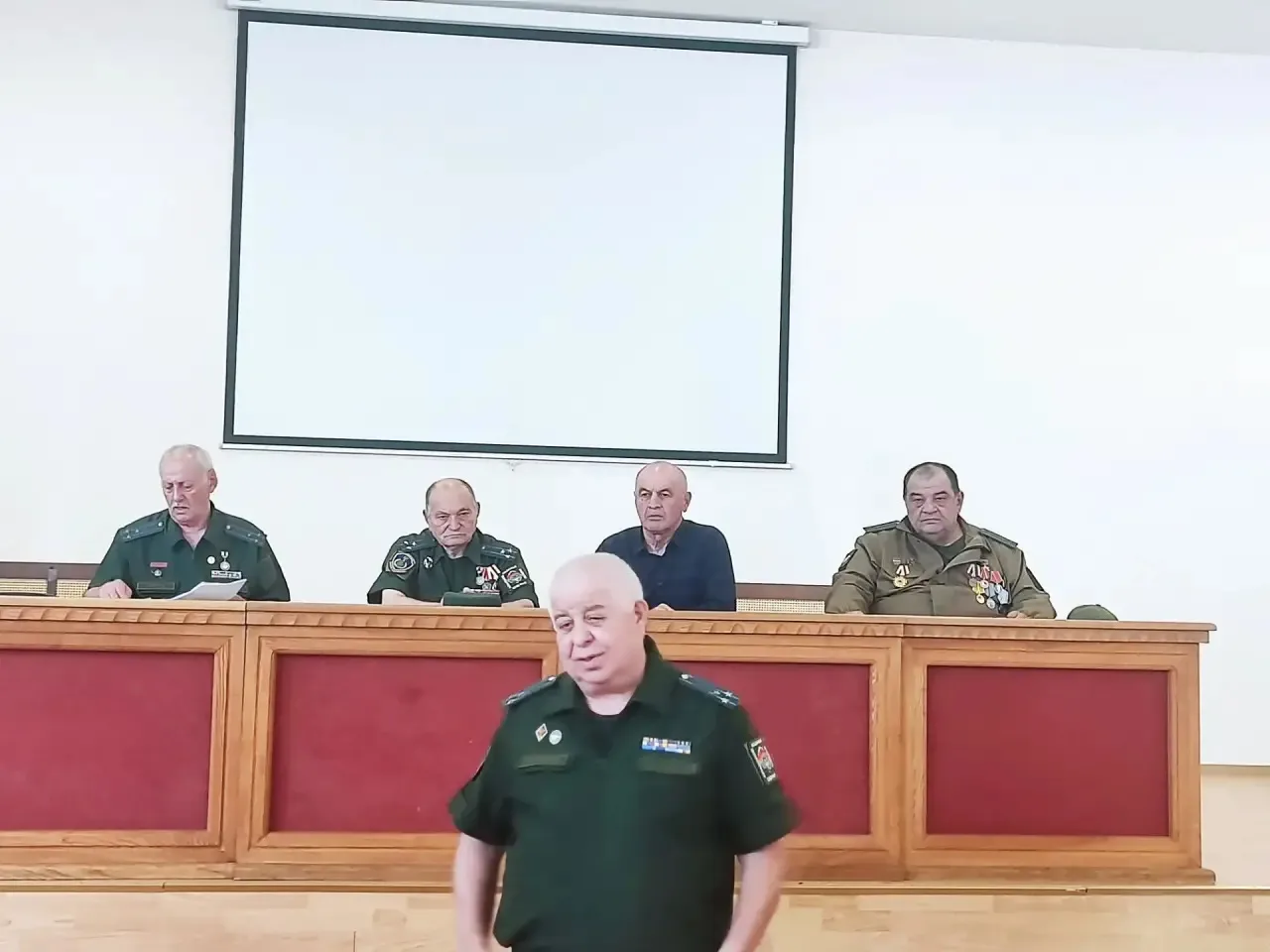 В большом зале АМС Алагирского муниципального района состоялось собрание местного отдела Аланского к