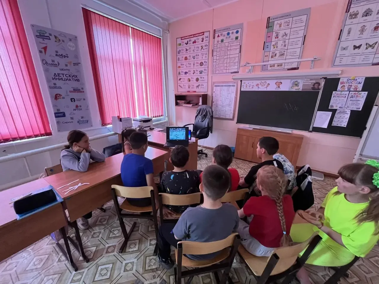 🌞 Неделя пролетела на одном дыхании! 🌞

Вторая неделя нашего летнего лагеря подошла к концу, и это