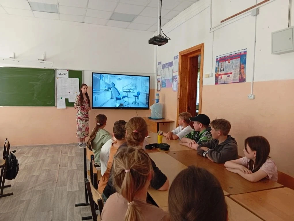 🌞ЛЕТНИЙ ЛАГЕРЬ🌞
11 июня для ребят из пришкольного лагеря "Маяк" прошло мероприятие "Мастерство в н