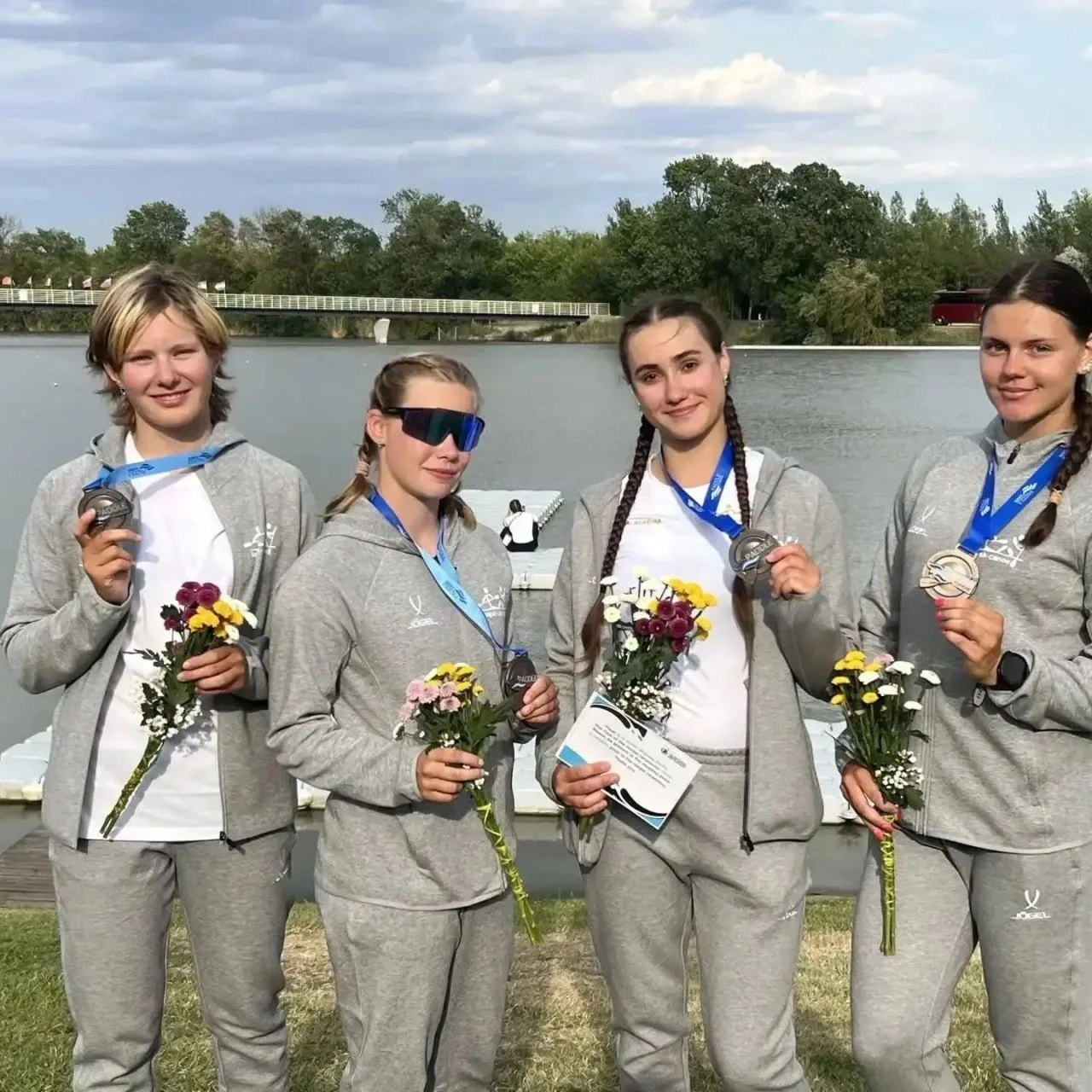 🏆 Два «золота», два «серебра» и «бронзу» завоевали кубанские гребцы на первенстве Европы.

Соревнов
