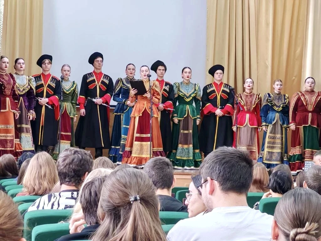 ✨Когда музыка объединяет: «Звонница» в Политехническом колледже МГТУ! ✨

⭐Артисты творческого объеди