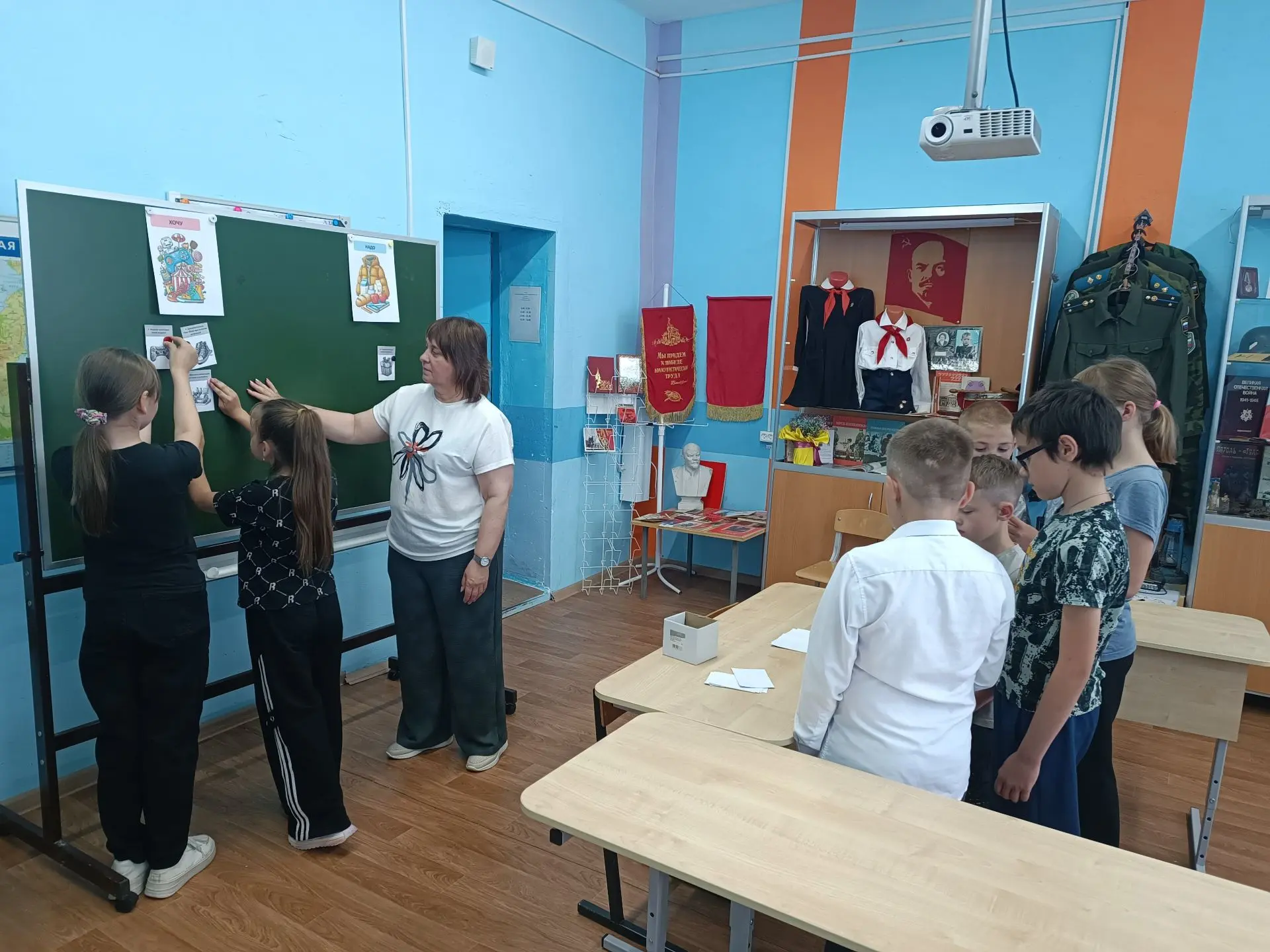 19 июня ребята из пришкольного лагеря приняли участие в игре по финансовой грамотности Сбербанка Рос