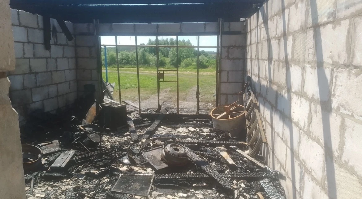 📌Причина пожара электропроводка 
Открытие электричества принесло в нашу жизнь массу удобств и полез