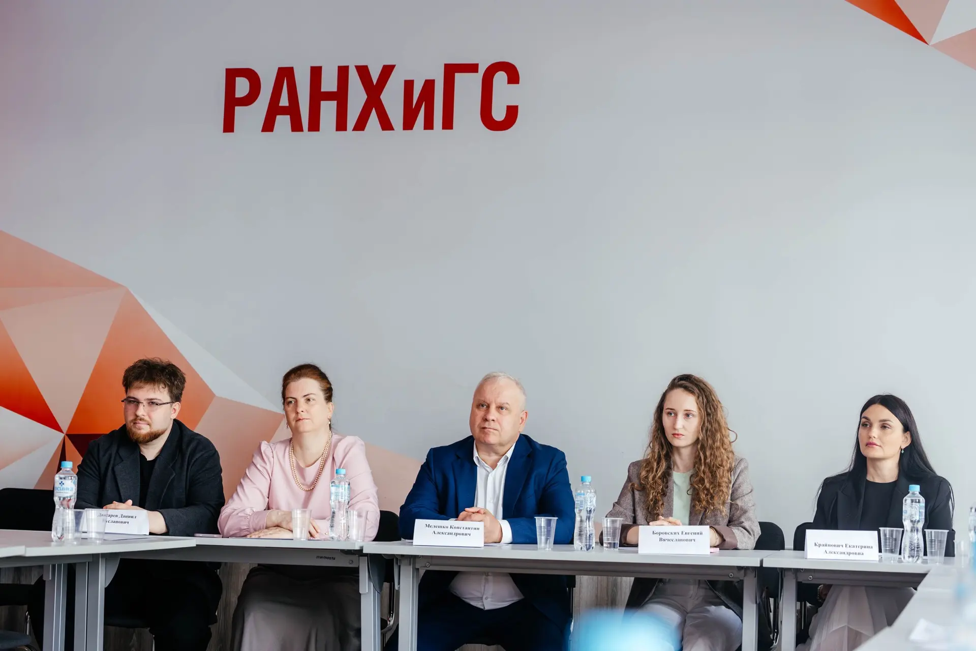 ОТ СТУДЕНЧЕСКОЙ ТЕОРИИ К ПРОМЫШЛЕННОЙ ПРАКТИКЕ — ОДИН ШАГ

✅ На площадке Липецкого филиала Президент