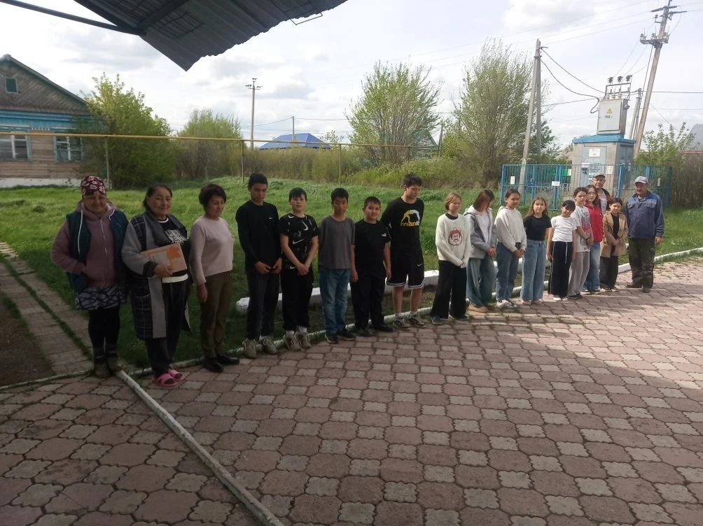 В рамках месячника по пожарной безопасности в пришкольном интернате с круглосуточным пребыванием дет