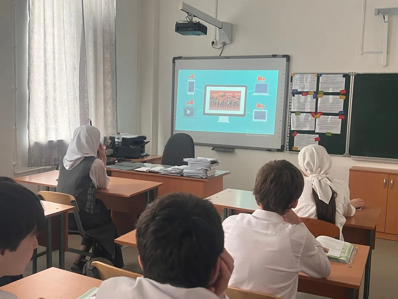 21.04.2026 в МБО " СОШ 42" г. Грозного прошла неделя безопасности на тему " Противодействие террориз