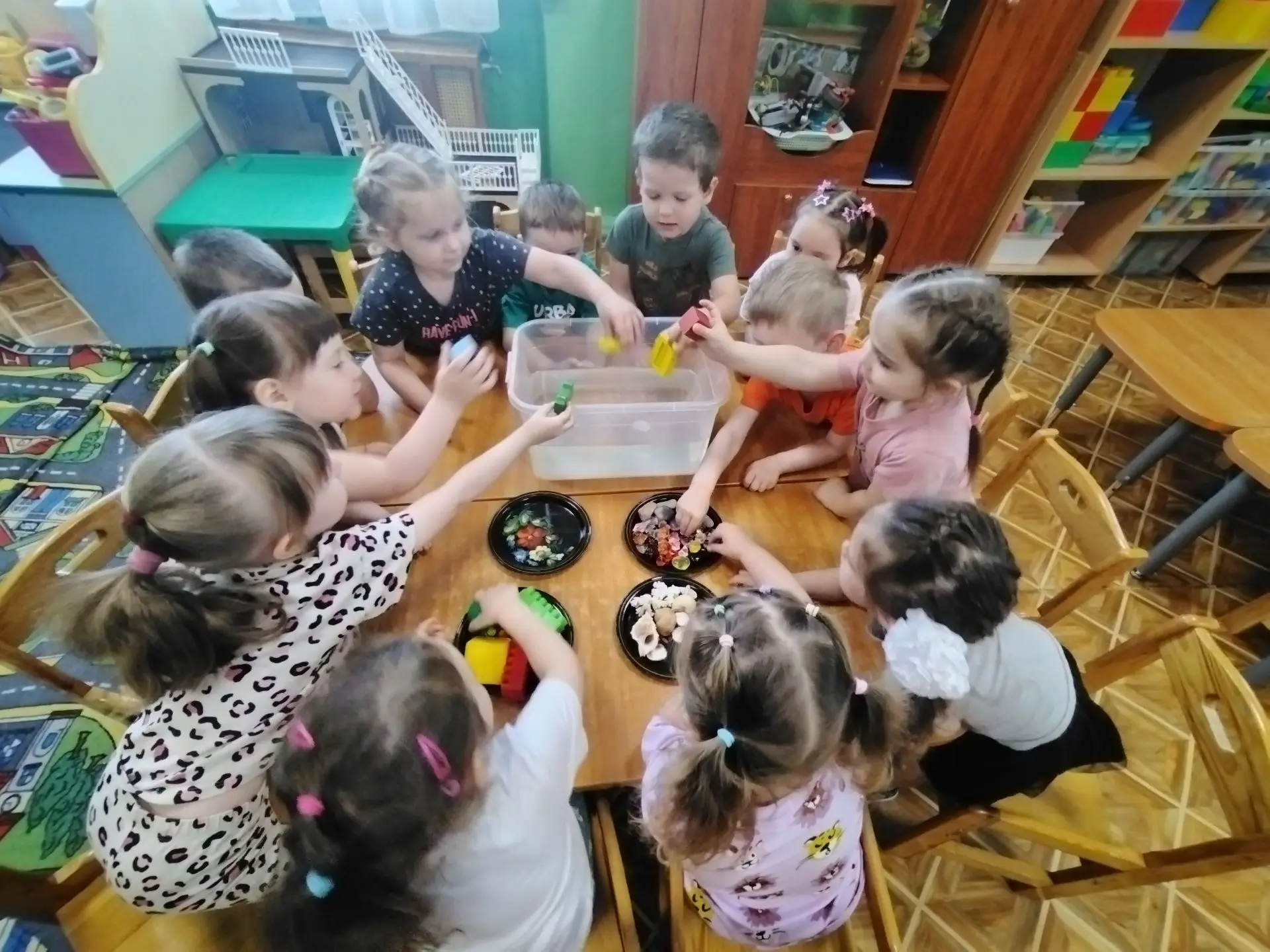🧲Одним  из самых  интересных и  занимательных  дел  в  детском  саду  всегда было и есть эксперимен