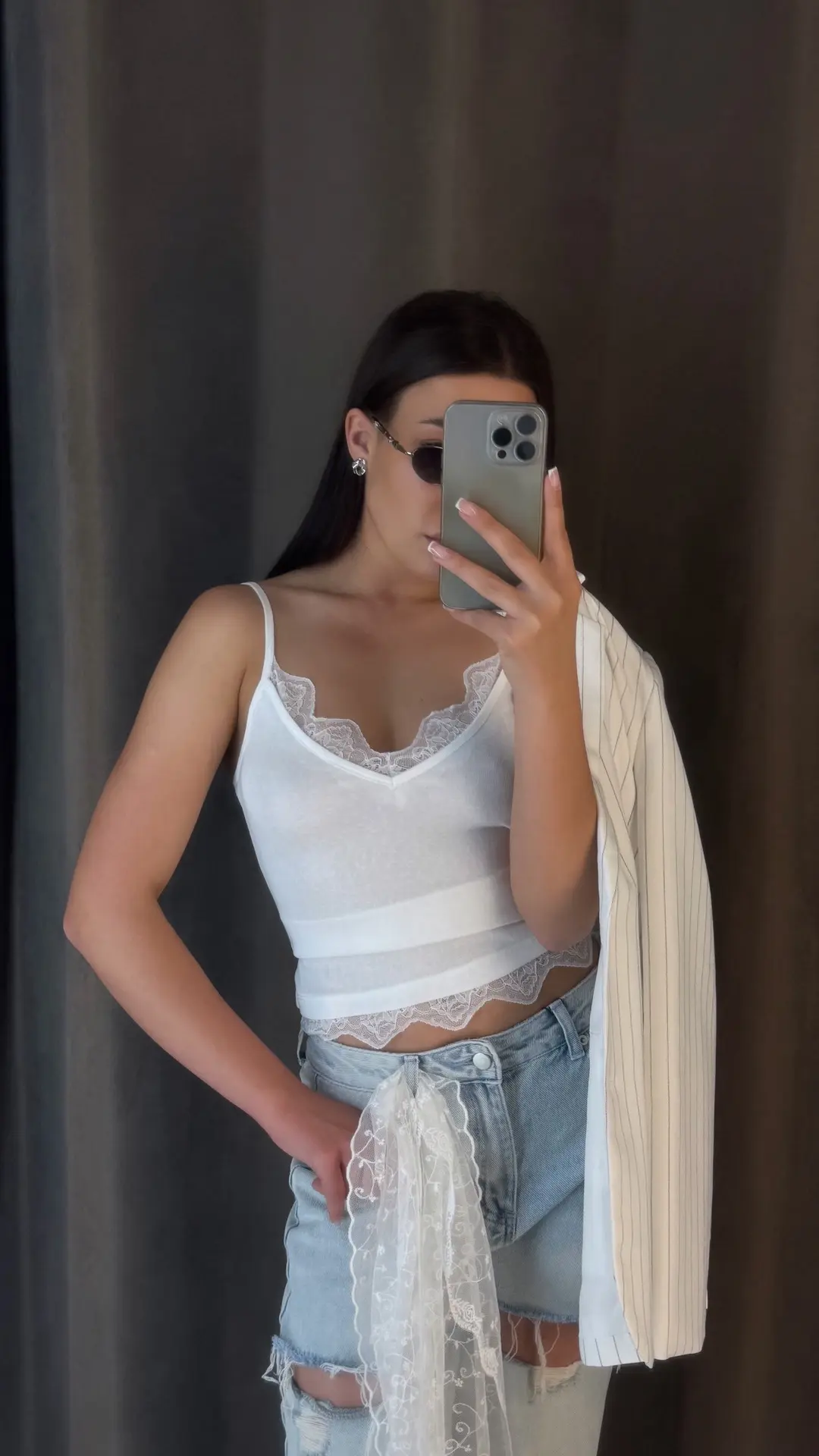🧁

Сумка 🏷️8000
Пиджак 🏷️7500
Джинсы 🆕6500
Топ 🆕2800
Очки 🏷️1900
Косынка 🏷️1500
Серьги 🏷️100