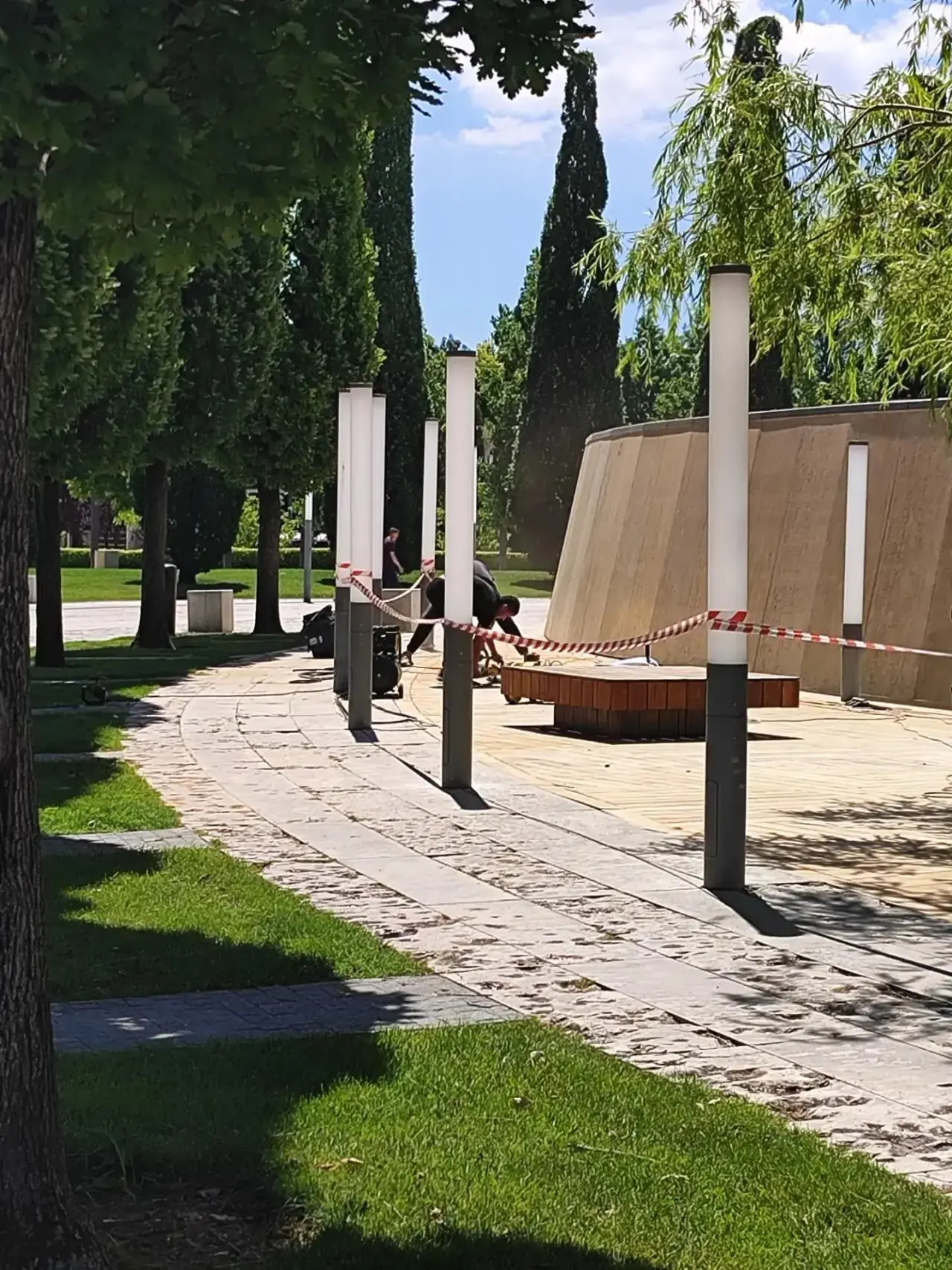 Деревянную набережную обновляют!

Cегодня до +31° ☀️🔥
Доброе утро, друзья! 🌿

☘️ Экскурсии в Парке