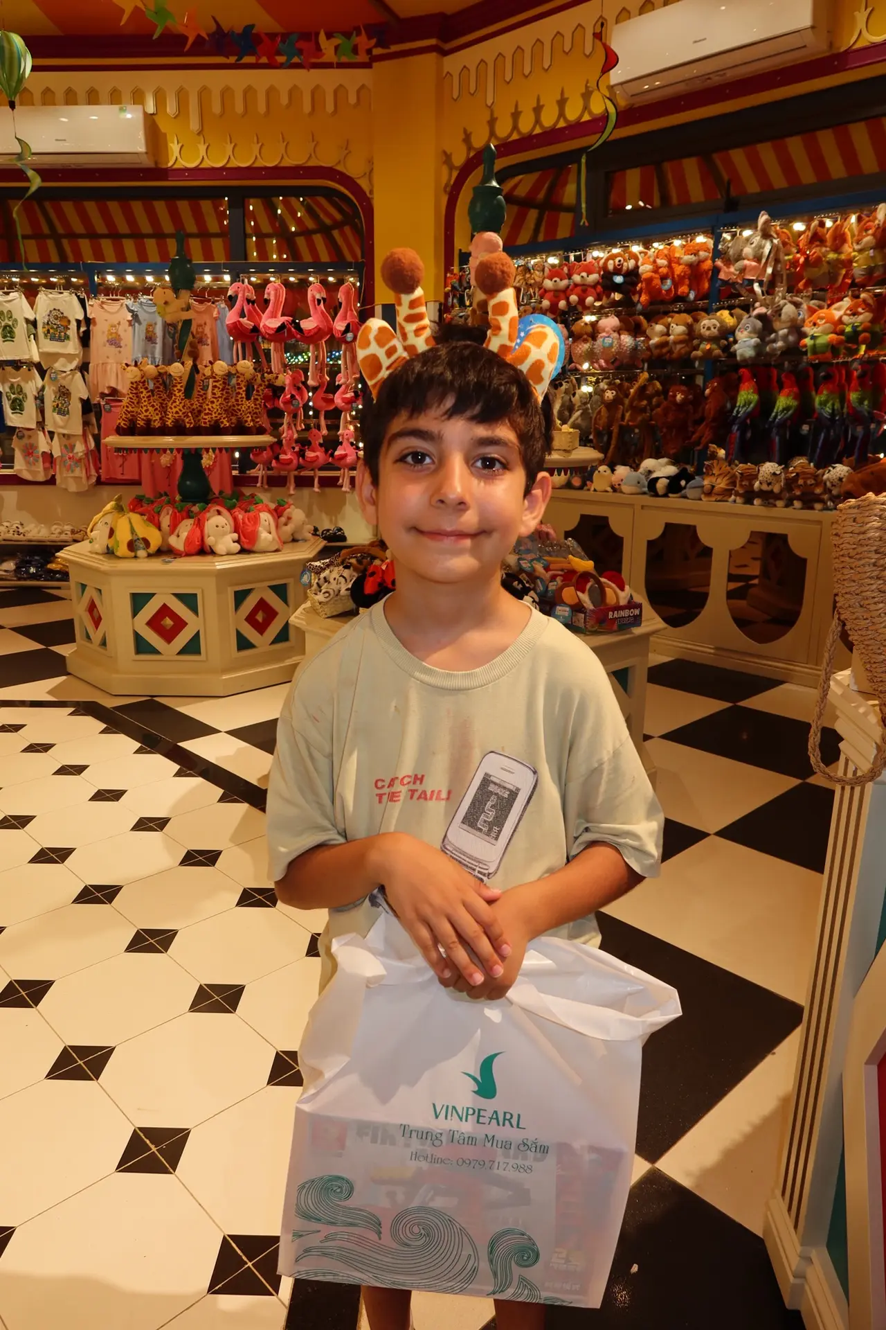 Ну вот и исполнилось 6 лет самому милому мальчику. Наша креветочка, мистер Булкин, мамин сладкий бат