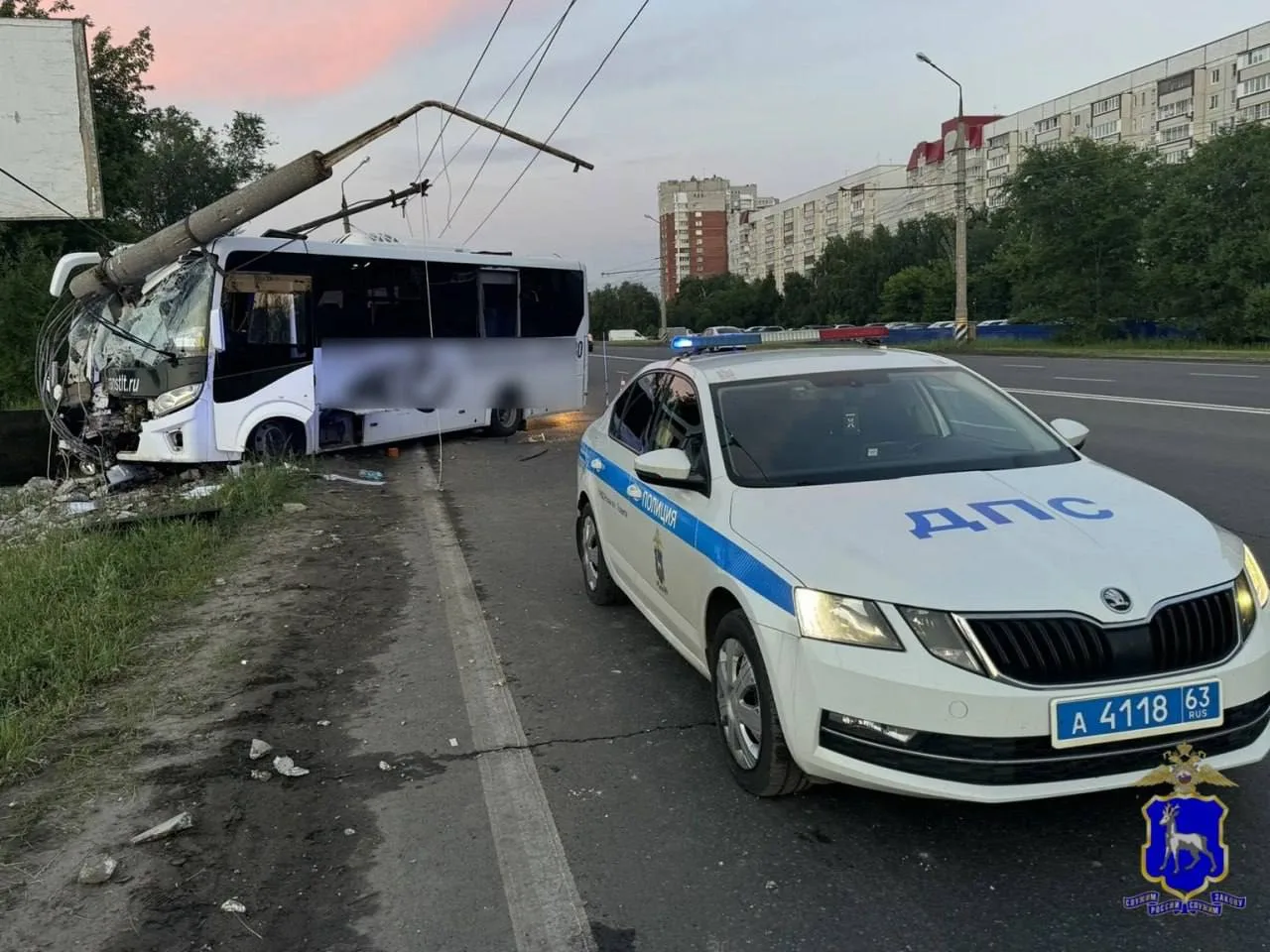 ❗Полиция рассказала подробности ДТП с автобусом, который врезался в столб

По данным сотрудников Гос