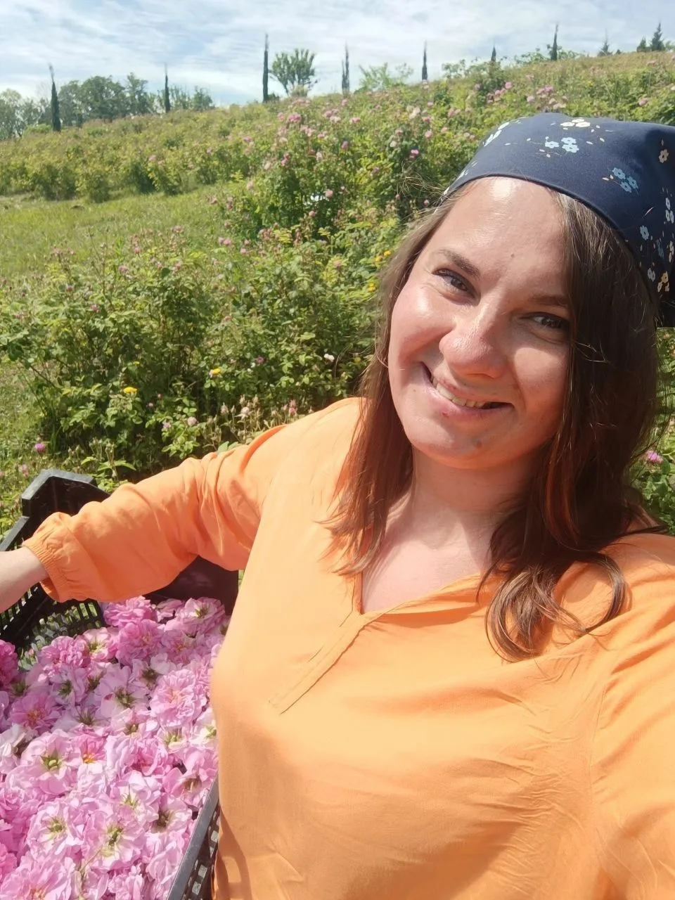 Друзья, я вернулась из отпуска и снова в полном рабочем режиме 

Отдохнула так, как люблю: горы, лош