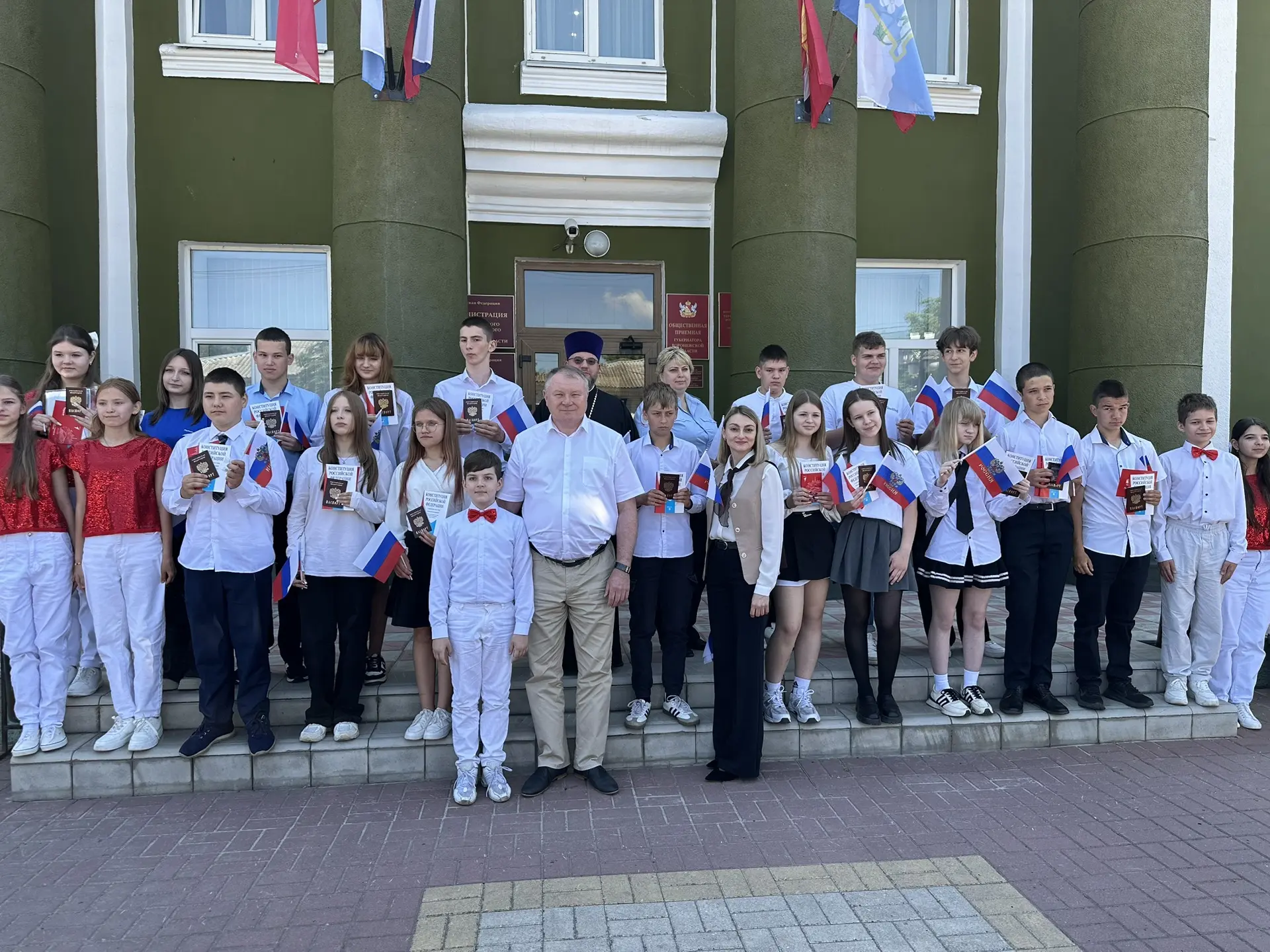 10 июня 2026 года, в преддверии Дня России, глава Новохопёрского муниципального района Виктор Королё