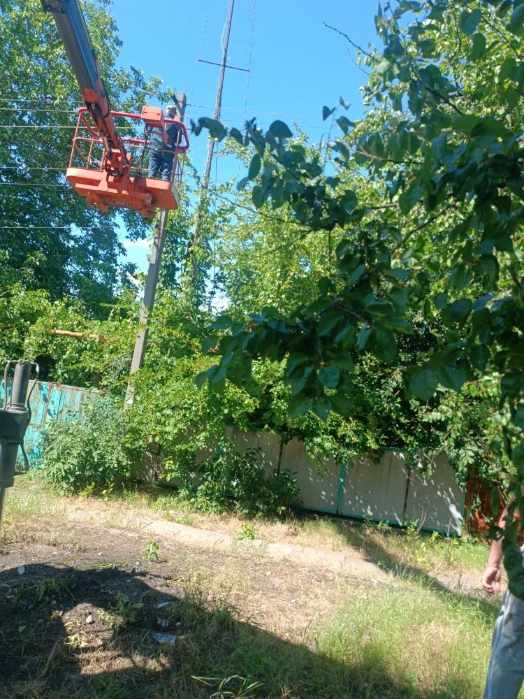 Оперативная сводка по благоустройству Амвросиевского округа за 17.06.2026

Специалисты МБУ «Благоуст