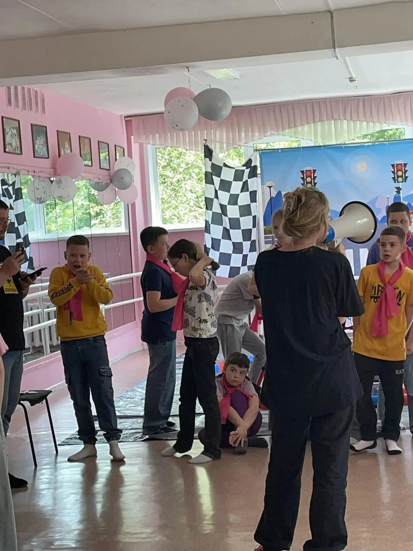 Ребята лагеря дневного пребывания "Искорки" ДОЦ "Бригантина" приняли участие в интерактивной игре Те