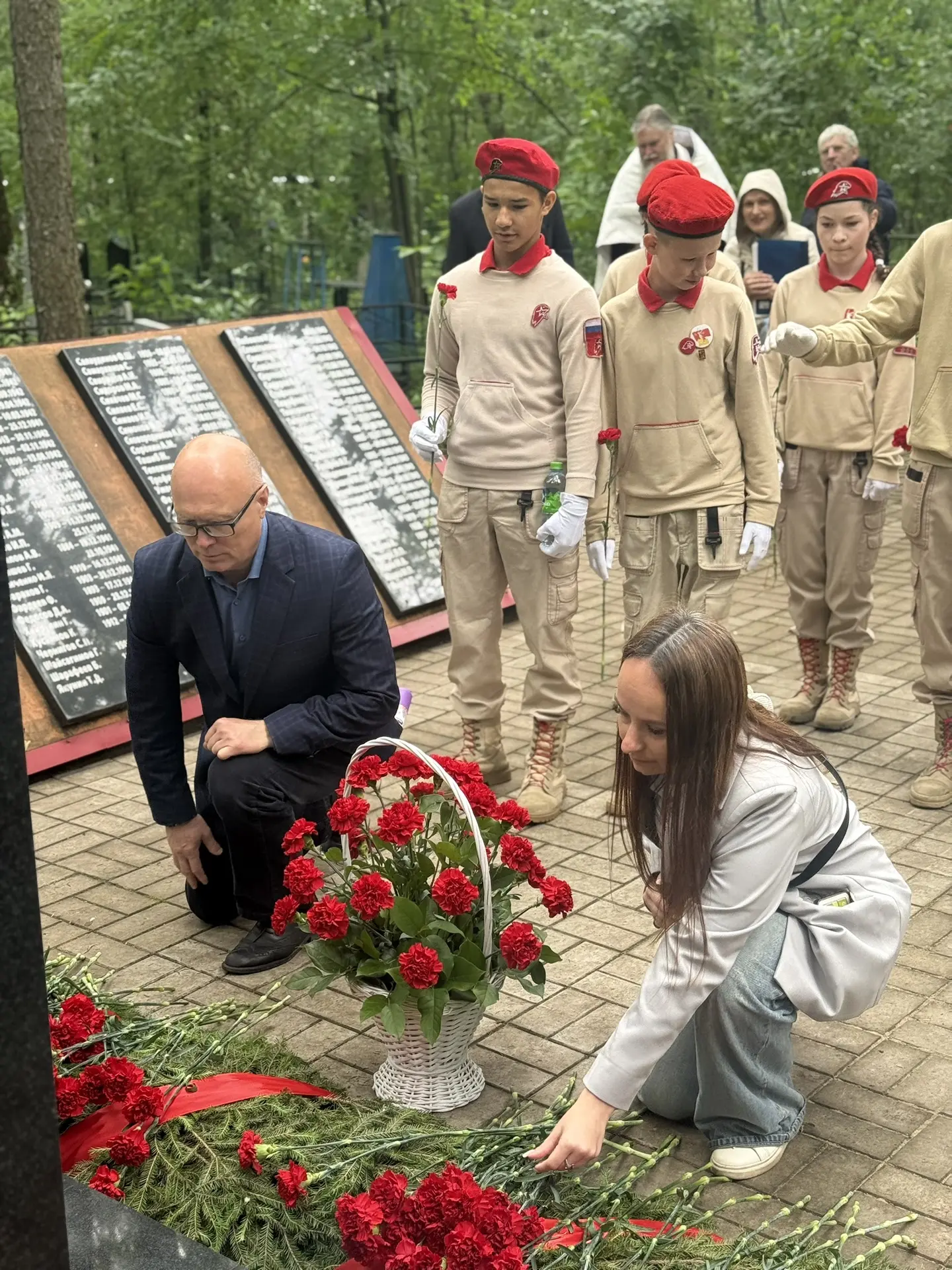 Сегодня в 4 часа утра без всякого объявления войны… 🥀

С этих слов 22 июня 1941 года началась Велик