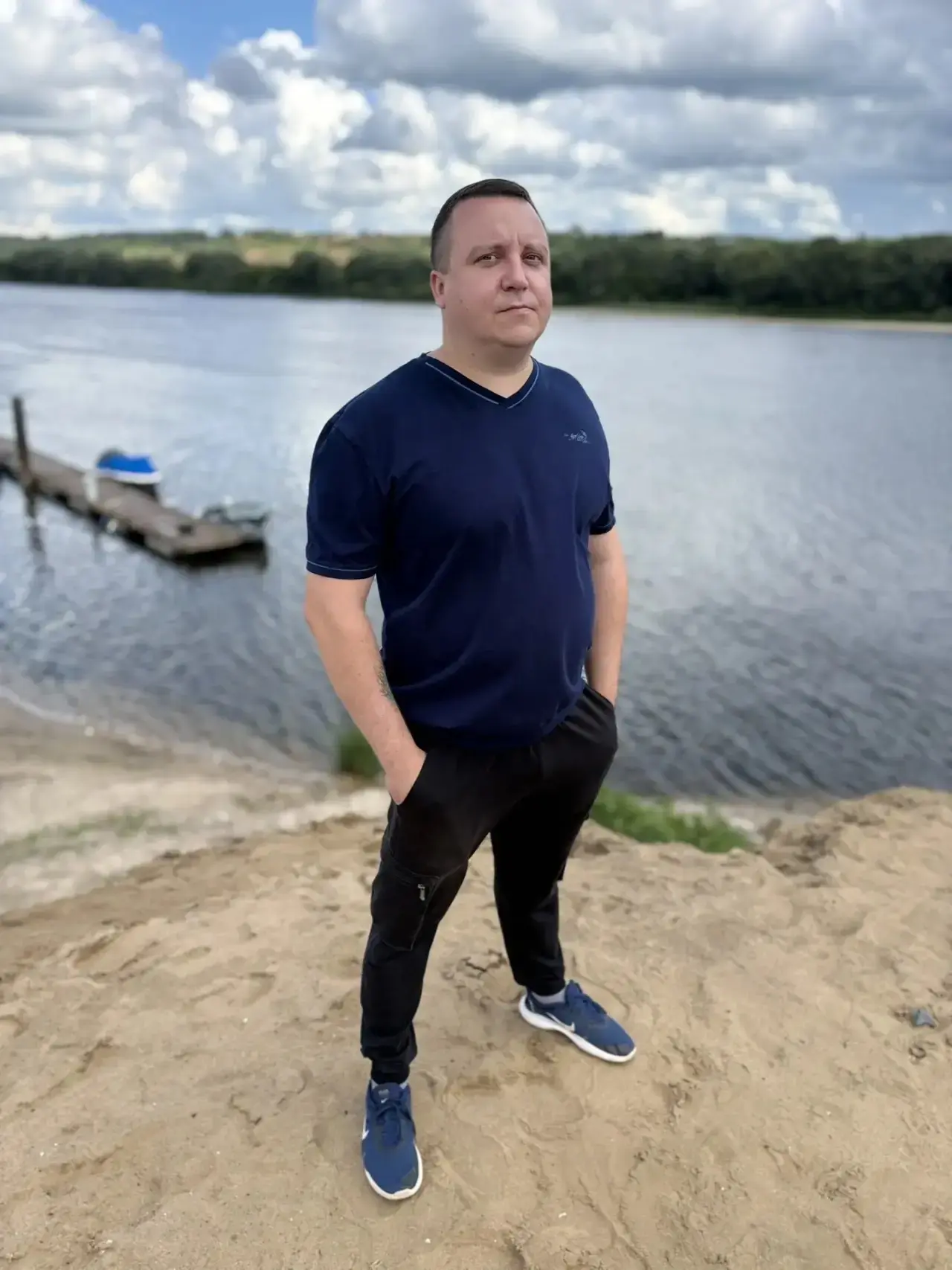Банально, но иногда, чтобы открыть следующую дверь, нужно закрыть предыдущую.
Слова «было приятно с 