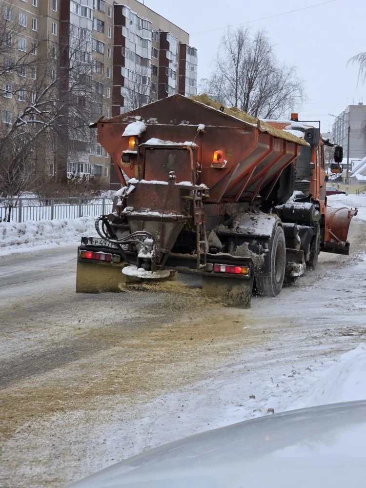 Внимание❗
🥶В ближайшие 2-3 часа 3 января, а также ночью и днем 4 января ожидается очень сильный вет