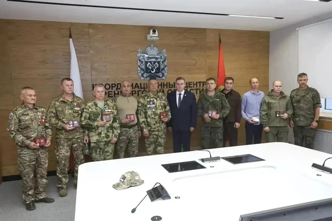 Оренбургских казаков из «БАРС‑6» наградили госнаградами ЛНР — среди них наш земляк Виталий Давлетов,