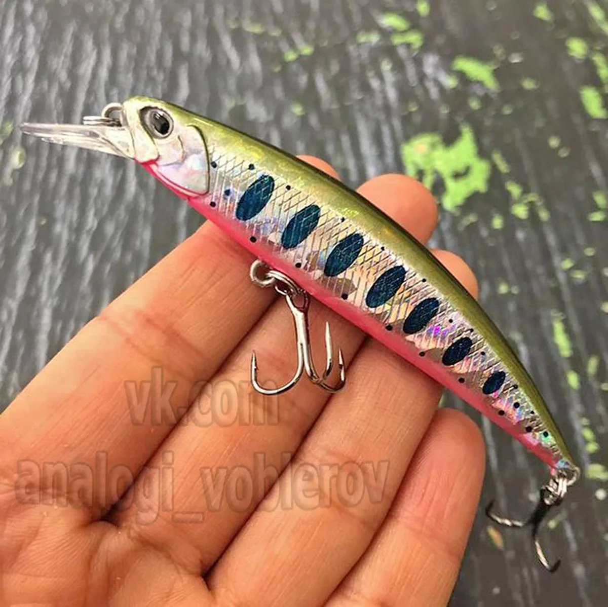 Копия - DUO Spearhead Ryuki 80S SW

(80мм / 12g) - Тонущий воблер с морскими крючками

✅Копия воблер