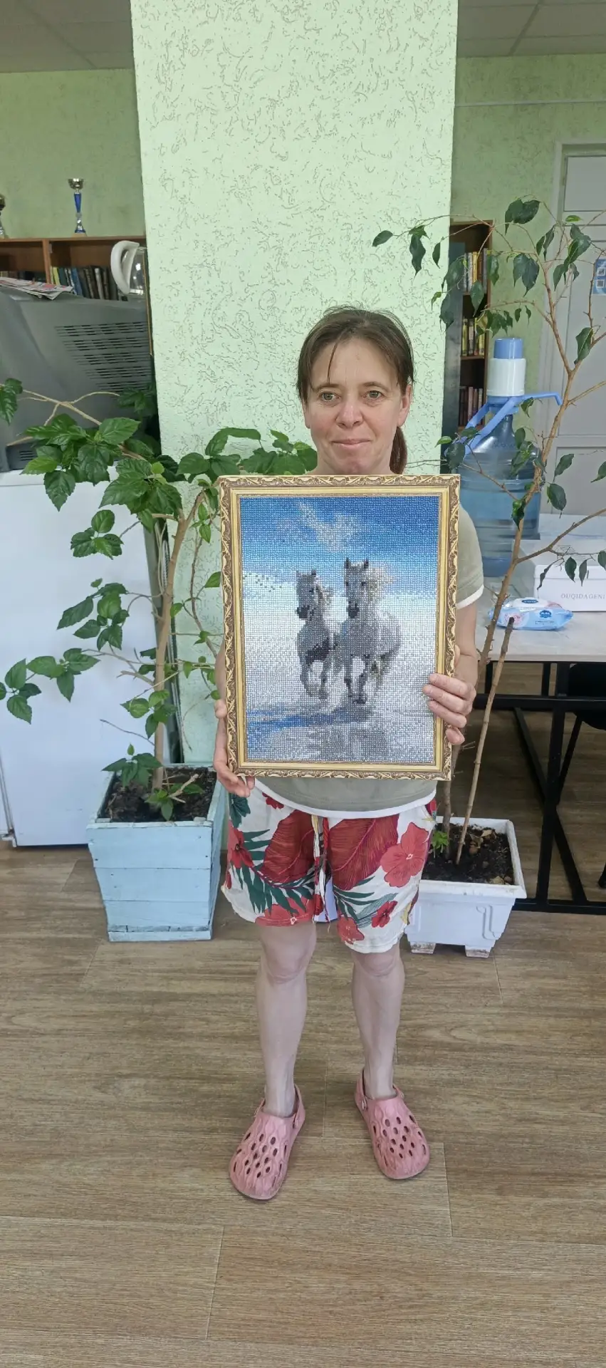 🌈Теперь пятое женское отделение будет украшать прекрасная картина Ирины Сазоновой с изображением бе
