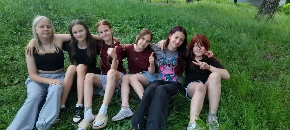 🤝В старшем отряде ЛДП «Радуга» сегодня прошёл замечательный День дружбы! 🎉

💥Ребята поделились др