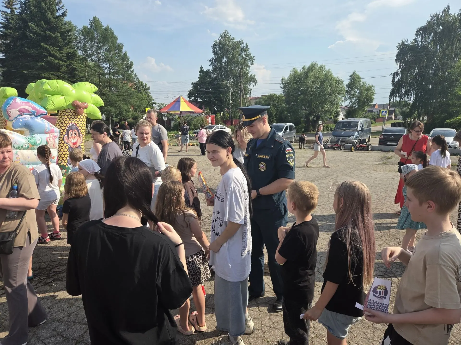🚨Пожарная безопасность на «Дне села» в деревне Городище
✅Сотрудники ОНД и ПР по г.о. Ступино совмес