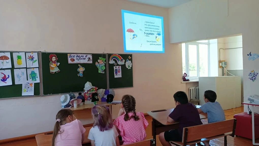Сегодня в нашем пришкольном лагере «Шторм» было по-настоящему жарко ☀️, и дело не только в погоде!  