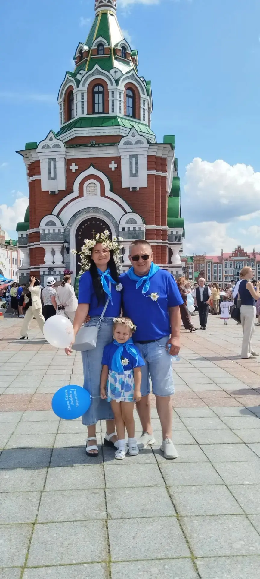 Парад семьи-2026.
Большое спасибо семье Долгушевой Дарьи и Ксении за участие в " Параде семей" в рам