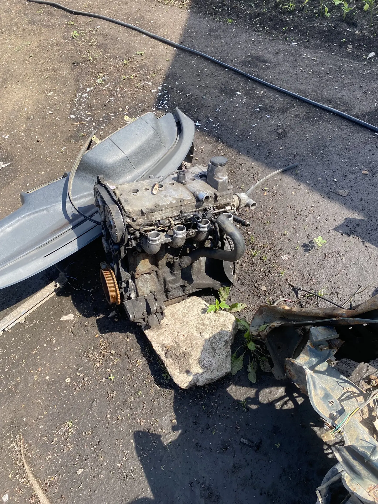 Движок 10000 самбуфер 12000 стартер на 2 болта 3500

Автор: Валерий Иванов