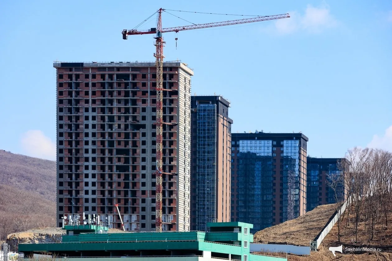 🏗 Строительный бум на Сахалине: застройщики, власти и банки обсудят риски переизбытка жилья

24 июн