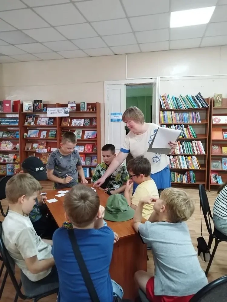 💫Сегодня ребят, отдыхающих в летнем школьном лагере, гостеприимно принимала библиотека имени И. М. 