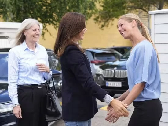 Королева Дании Мэри прибыла в Биллунн. В качестве председателя фонда Mary Foundation Ее Величество с