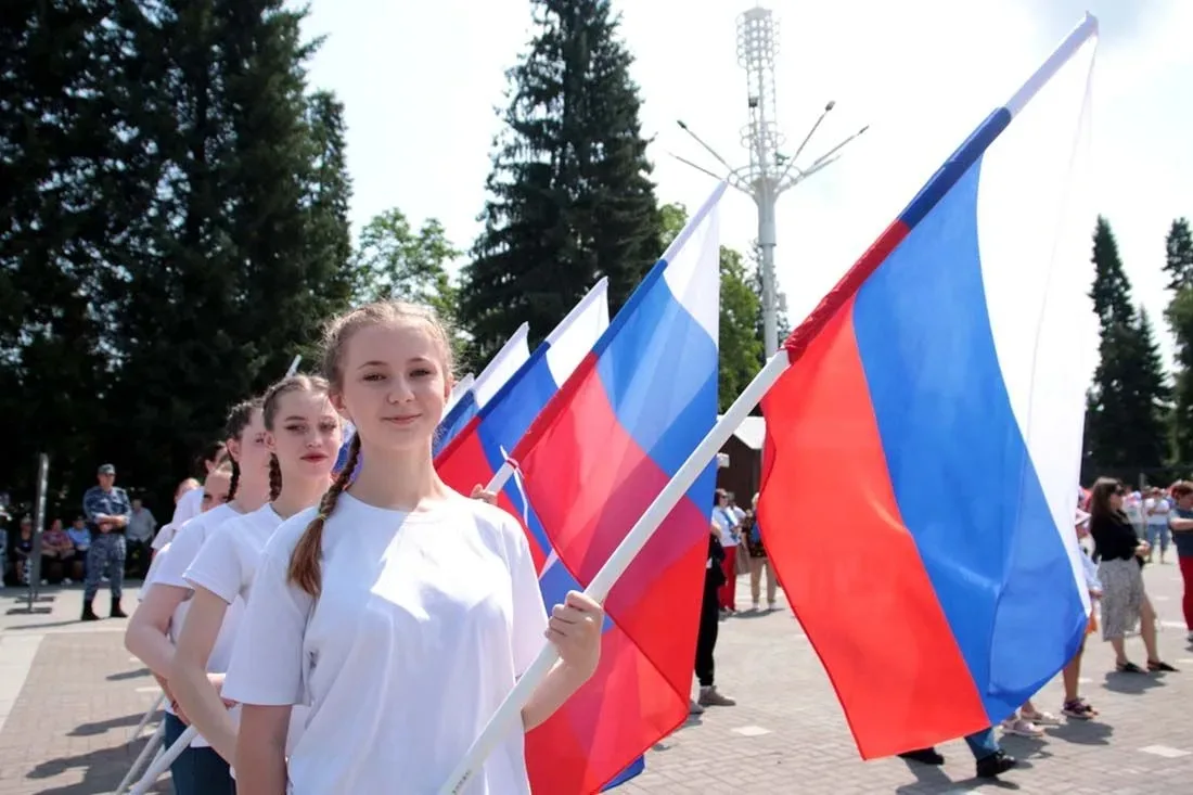 День России отметят в Горно-Алтайске
 
В Горно-Алтайске  12 июня в парке культуры и досуга отметят Д