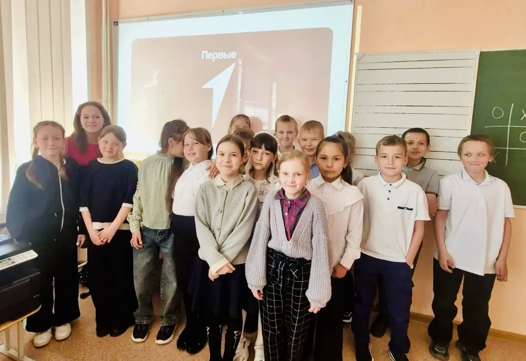 🎉 Ура! День пионерии в нашей школе прошел на ура! 🎉

Сегодня в нашей школе было особенно жарко от 