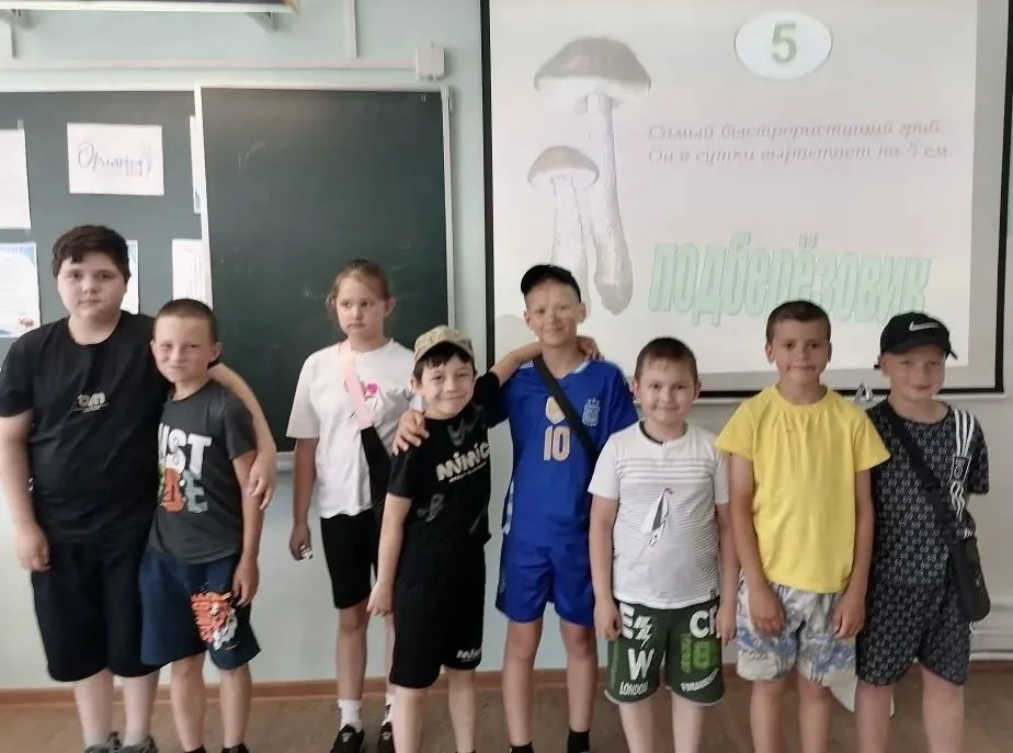 День 10: «Учись и познавай!» 🧠✨*

9 июня в нашем пришкольном лагере прошло под эгидой образования и