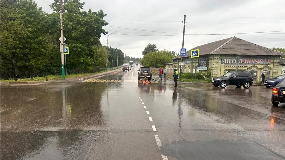 В Мценске водитель сбил женщину на пешеходном переходе

Ей потребовалась помощь медиков

https://o